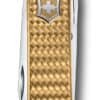 NAVAJA VICTORINOX 0.6221.408G CLASSIC ALOX Precious DORADO