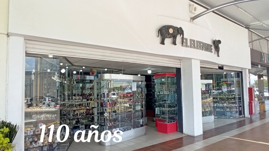 Nosotros 2 Tienda El Elefante centro 1960