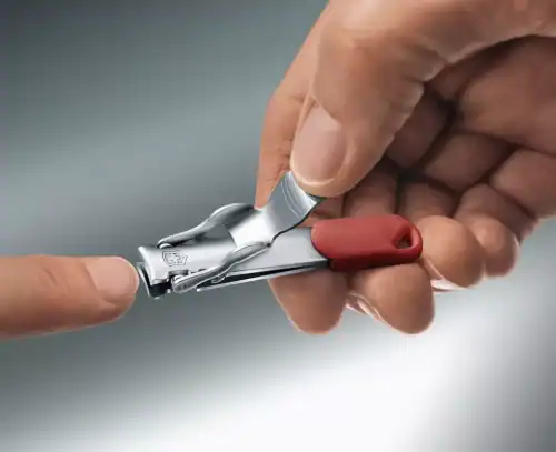 CORTA UÑAS VICTORINOX 8.2050.B1 NAIL CLIPPER
